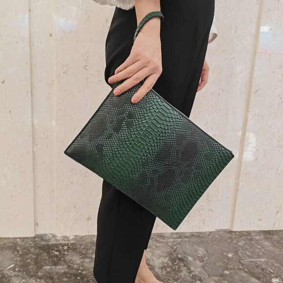 Green Women's Snakeskin Pu Leather Party Envelope Clutch with Hand Strap, Large - Picture 3 of 6